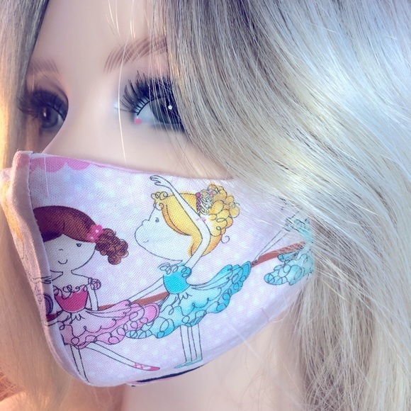 Face mask NWT handmaid - Picture 1 of 2